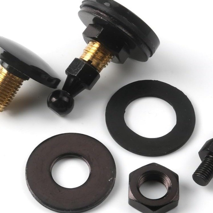 51454 +51413 Truck Cover Window / Door Hardware