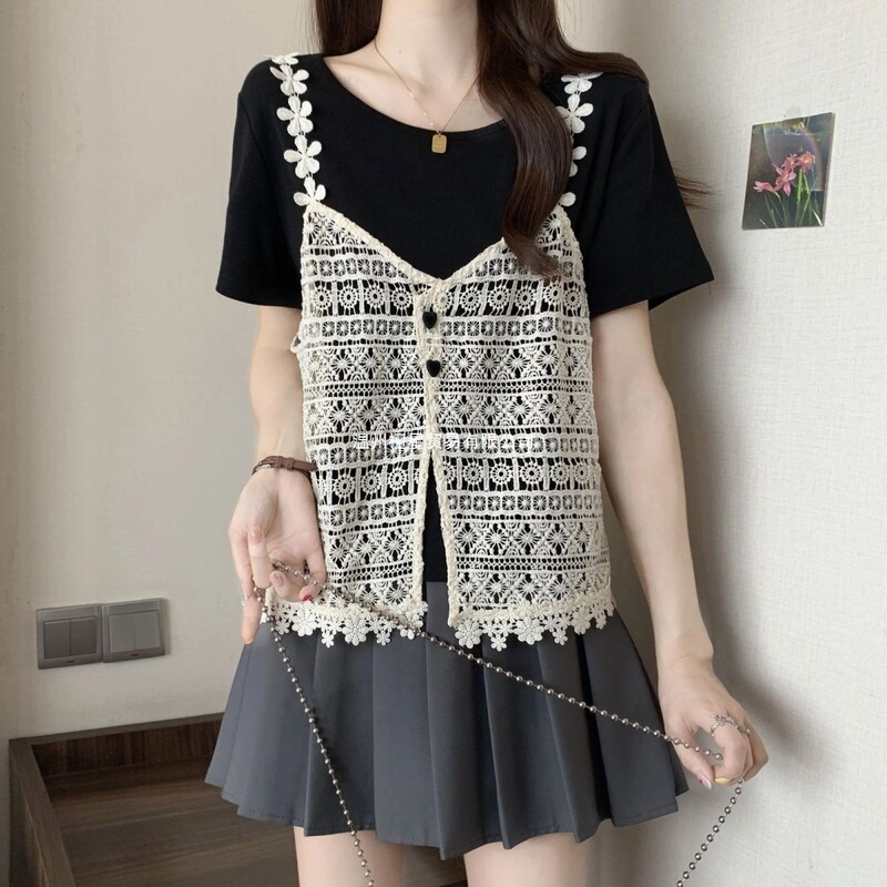 Plus-Size Women's Clothing for Fat Girls, Fake Two-Piece Lace Splicing Right-Shoulder Short-Sleeved T-Shirt, Summer Slimming, Chic and High-End Top