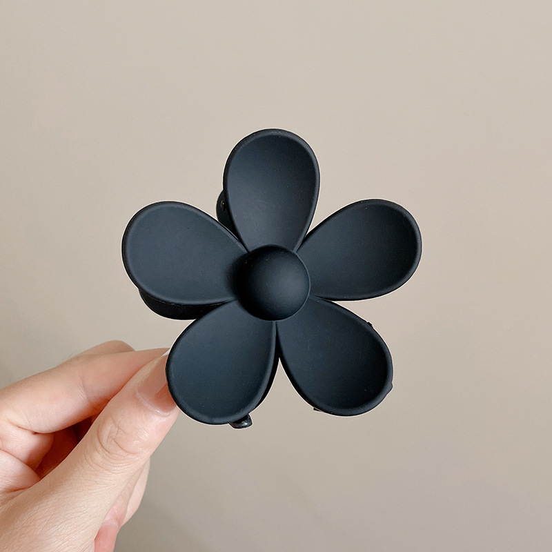 Otoño y invierno simple café de leche tiburón clip de cabello más agarrar clip de alta sensación detrás de la cabeza cabello adorno de cabello coreano agarrar cabello universal