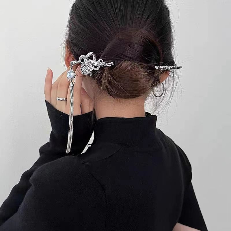 Serpiente enredada Luna Lange clip Vintage clip para el cabello de nicho femenino de alta calidad diseño nuevo clip de cabello de metal