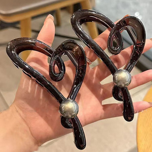 �Wʽ����l�AŮ2024�¿���X�����~�A��̖ץ�A�^A�Ӱl���h��