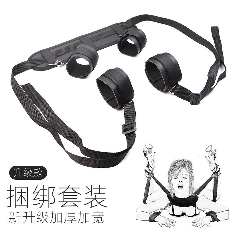 Nylon Leg Splitter Restraint with Adjustable Straps, Black Bondage Training Tool — detail image 8