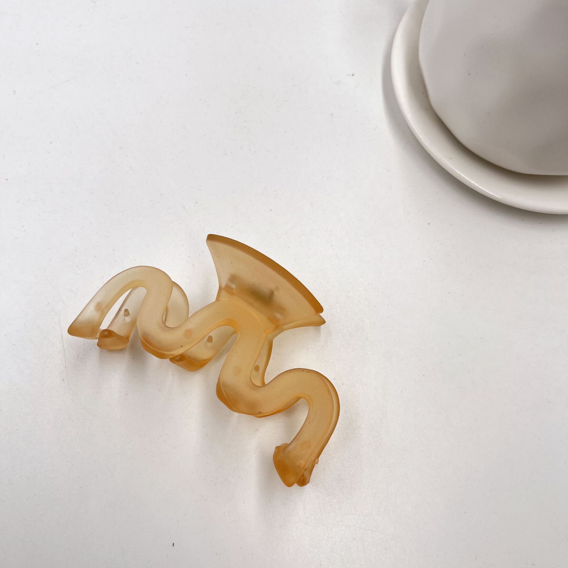 Accesorios para el cabello coreanos Clip de sensación premium de verano Clip de tiburón en la parte posterior de la cabeza