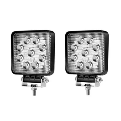 auxiliary lights modified off-road vehicle – İşçi projektorları