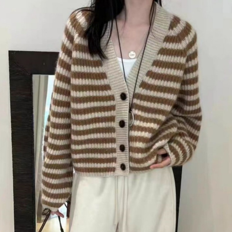 慵懒风复古红色条纹V领毛衣外套女冬季韩系软糯宽松针织开衫上衣|undefined