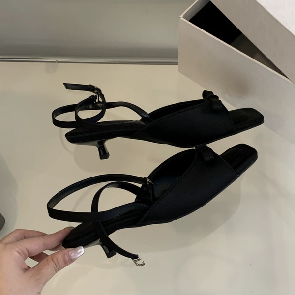 3326-10 Black_The 2CM