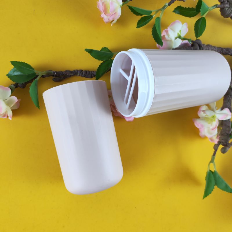 Portable Travel Toothbrush Case With Cup And Storage Container_voghion.com