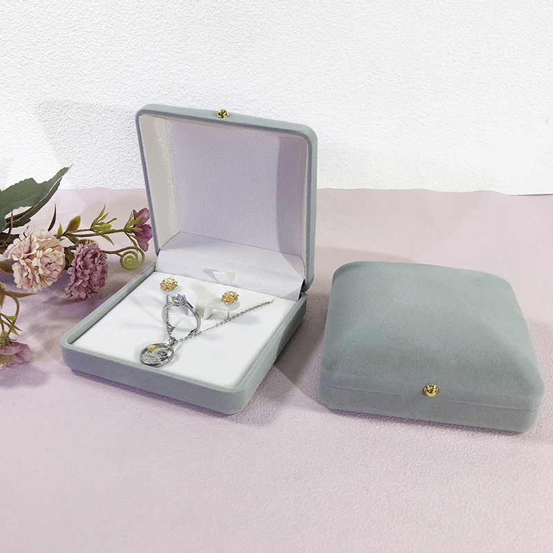 植毛ゴールドバックルフリップトップジュエリーボックスリングイヤリング収納ボックスペンダントネックレスジュエリーボックス翡翠ジュエリー包装箱|undefined