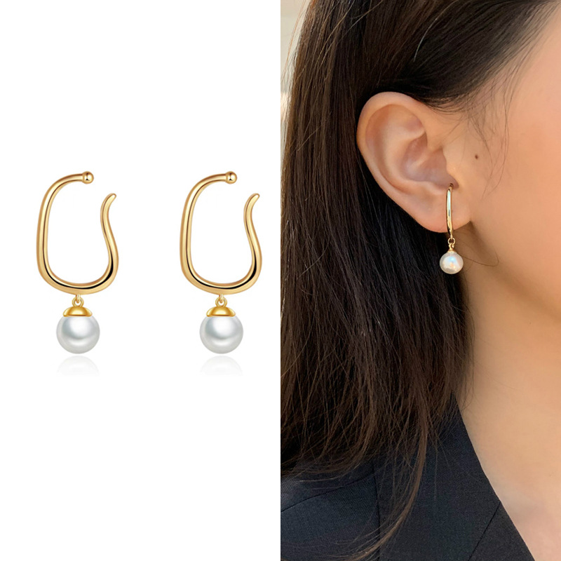 8g Weight Zircon Inlay Material Ear Studs Classification 1 Piece Quantity Daily Occasion Copper Material U Shape Pattern Women'S Gender Plating Design Fashion Style Fashion U Shape Copper Plating Zircon Women's Ear Studs 1 Piece 25