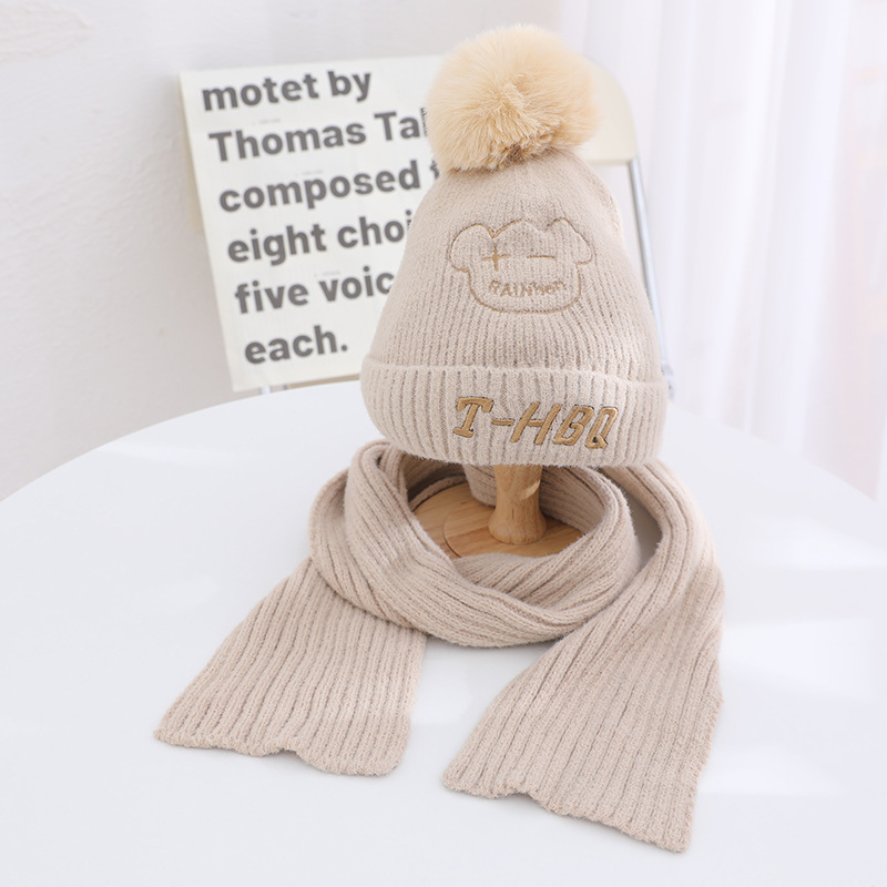 Children's Winter Knitted Hat And Scarf Two-piece Suit Wholesale display picture 9