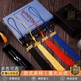 织带;流苏、穗;成人帽