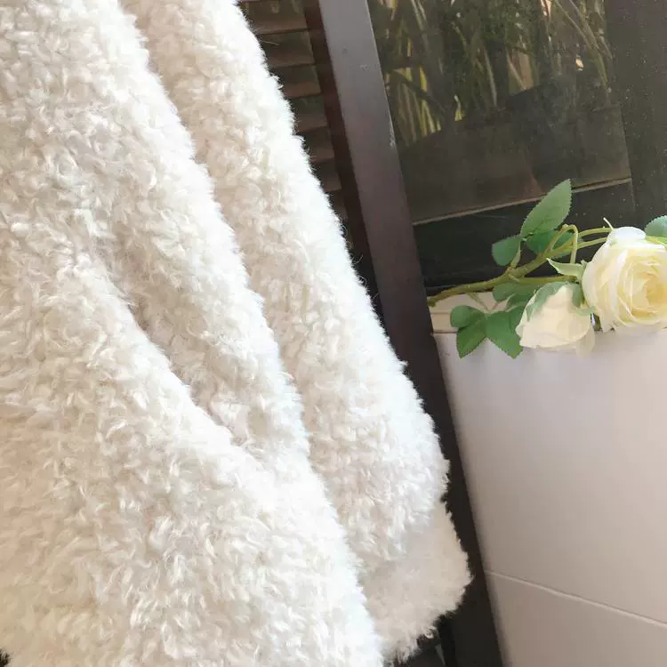 Shearling‑style winter jacket, faux‑fur cozy oversized coat, white, sizes S–L