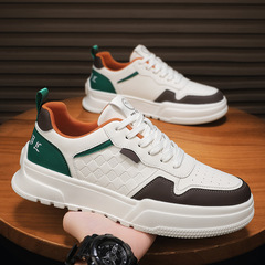 休閒男鞋春季新款超輕軟底運動風板鞋男士個性百搭四季歐洲站潮鞋