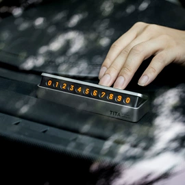 临时停车牌;车用置物袋;其他汽车内饰