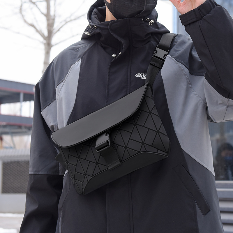 Trendy Quilted Crossbody Bag Design Men's Small Square Bag Korean Style New Shoulder Bag Fashion Trendy Quilted Crossbody Bag Design Men's Small Square Bag Korean Style New Shoulder Bag Fashion