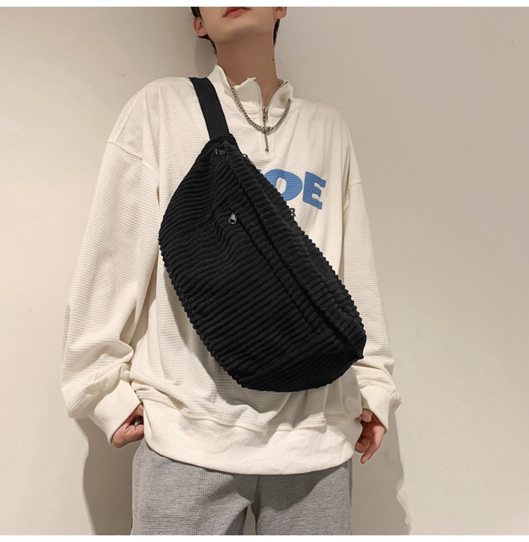 Unisex Corduroy Stripe Solid Color Basic Cloud Shape Zipper Shoulder Bag display picture 11