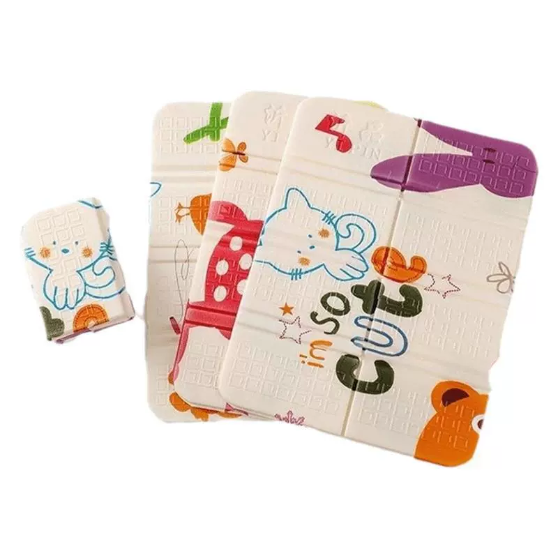 Folding handheld pillow, seat from foam, carpet