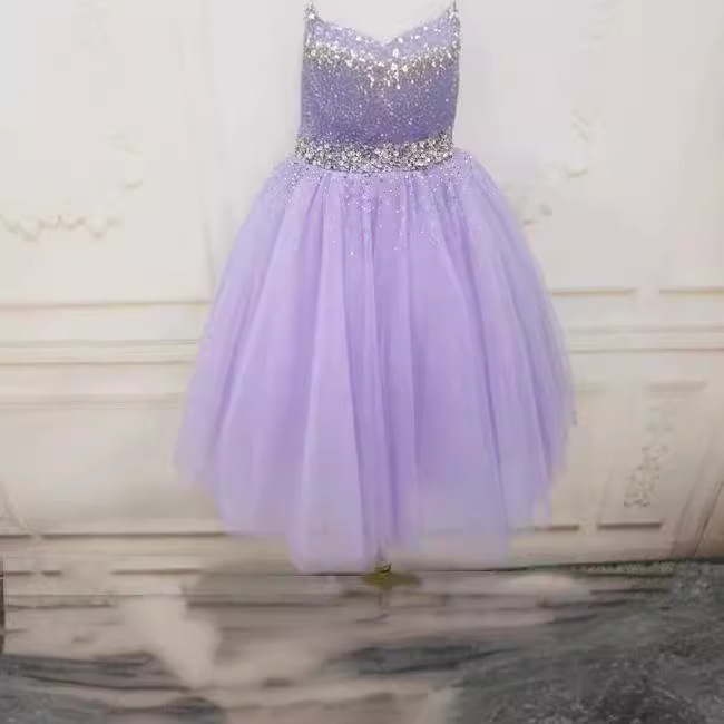 Modelo de hombro púrpura, anfitrión, desfile, vestido de brindis estrellado, encuentro anual, vestido de adulto de 18 años, estilo Hepburn.