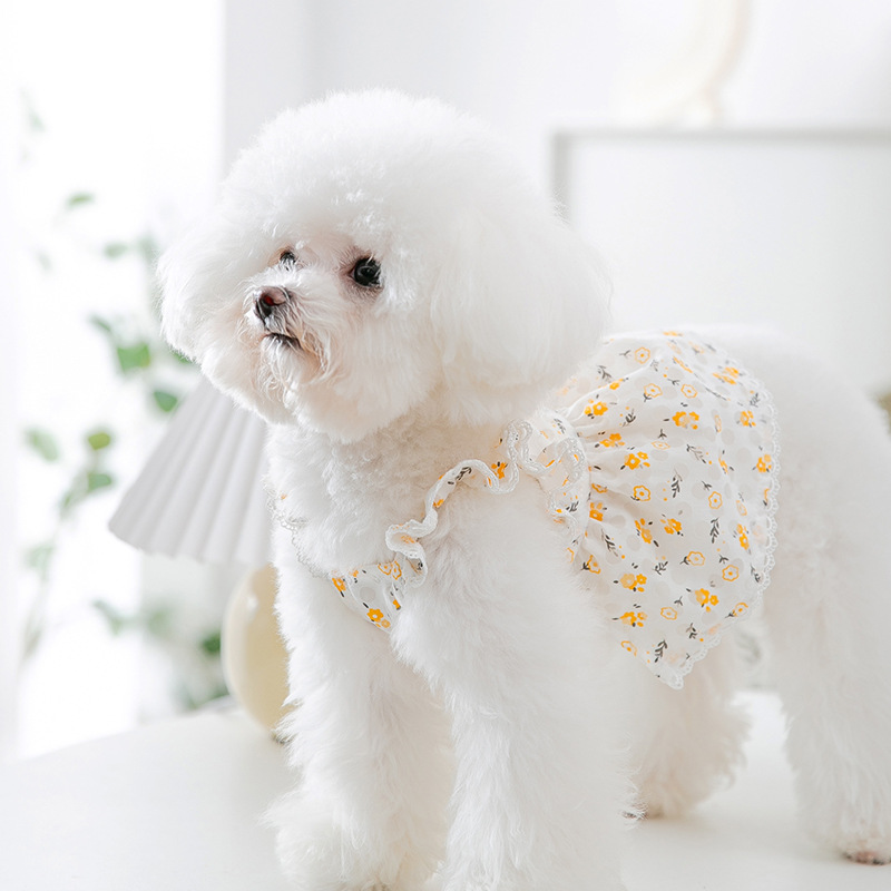 Primavera y verano cachorro vestido floral hueco fresco mediano y pequeño perro gato falda de dos patas ropa de perro mascota