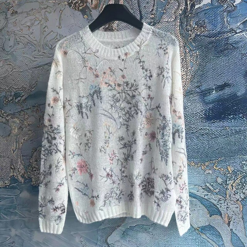 2025 Early Autumn New Knitted Pullover Long-Sleeved Round Neck Full Body Flower Bud Embroider Heavy Top Women's Simple Elegant
