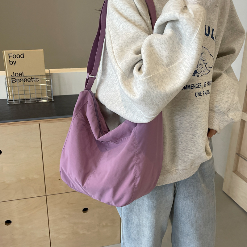 Japanese Style Solid Color Crossbody Bag Waterproof Nylon Shoulder Bag For Women Students Large Capacity Lightweight Commuter Tote - Thumbnail 4