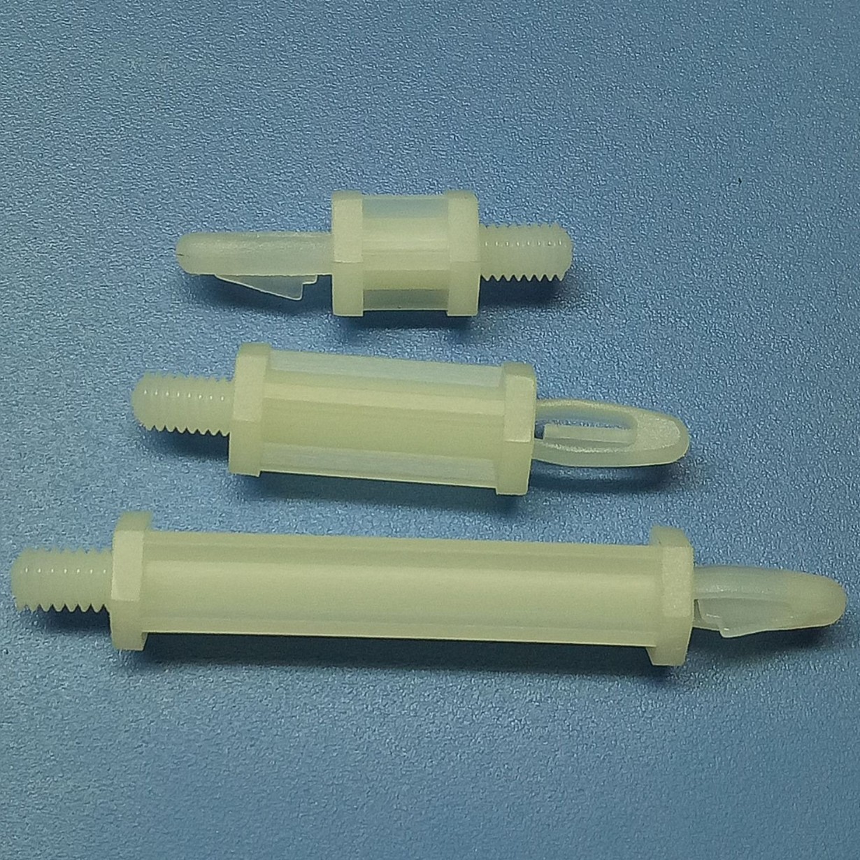 格高PCB板隔离柱线路板支架螺丝型固定柱塑料间隔柱支撑柱M3M4