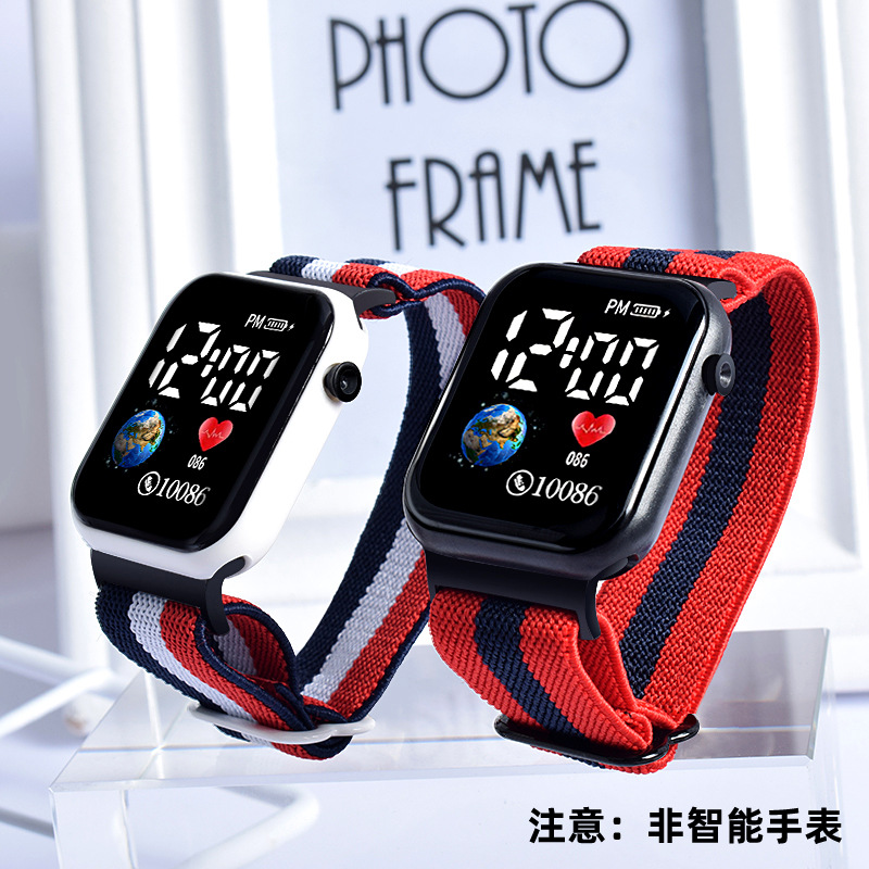 Manufacturers of new electronic watches wholesale couples students creative hand ring watch outdoor sports waterproof children's electronic watch