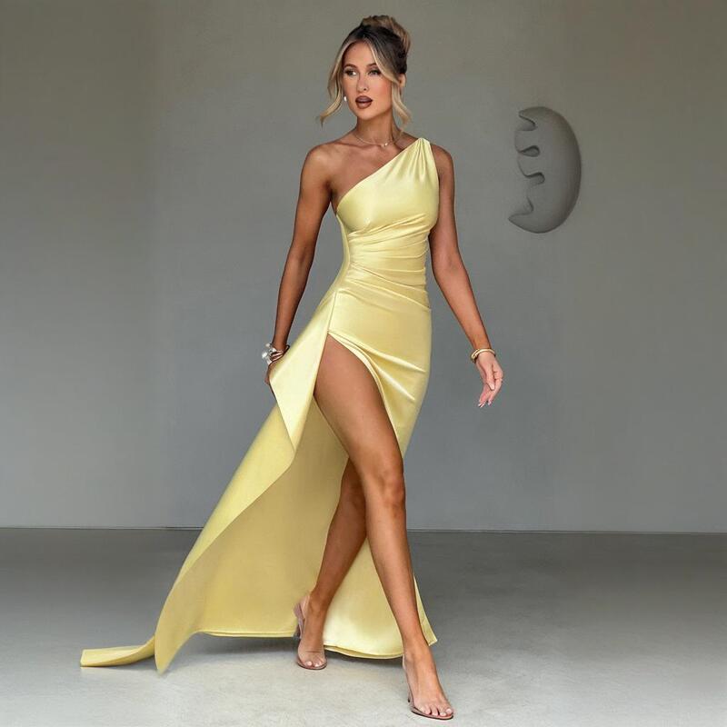 New European and American cross-border export one-shoulder slit sexy slim-fit evening dress, suitable for parties and balls, exuding elegance