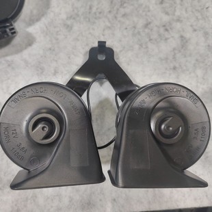 Oe Number 8C2Z-13832-C Special Snail Horn with Bracket 12V/24V Super Loud Waterproof