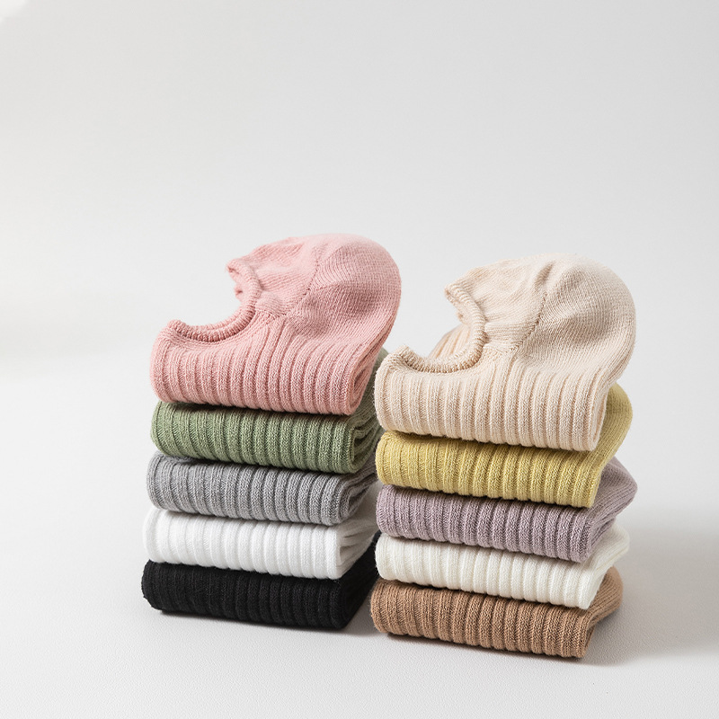 Calcetines de tobillo de mujer Calcetines de algodón de color sólido calcetines invisibles antideslizantes finos de verano calcetines de corte bajo de mujer al por mayor