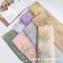 跨境亚马逊小花朵蝴蝶刺绣网纱桌旗立体双面刺绣服装礼服工厂直销