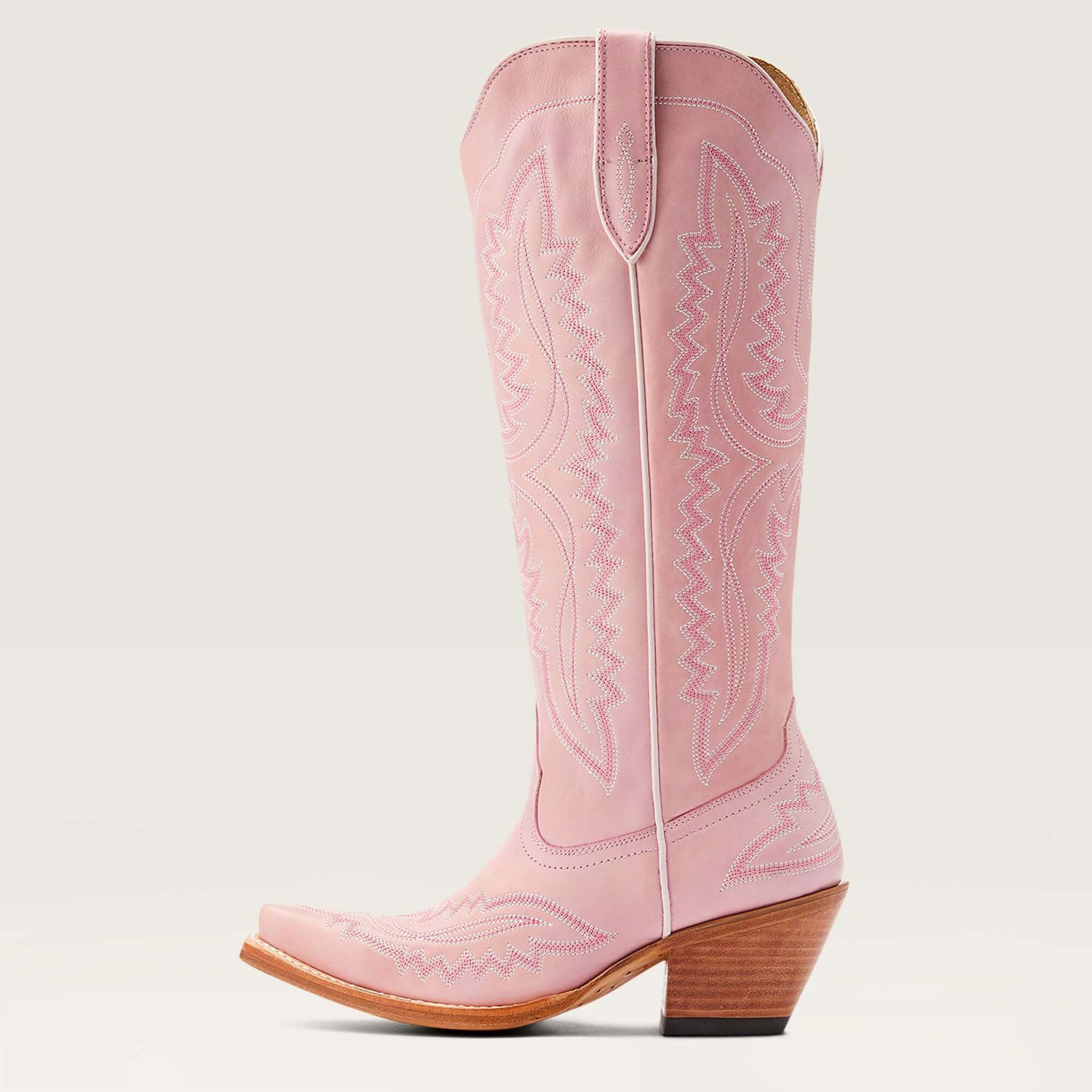 Plus-size western cowboy boots with pointed toes and chunky heels_voghion.com