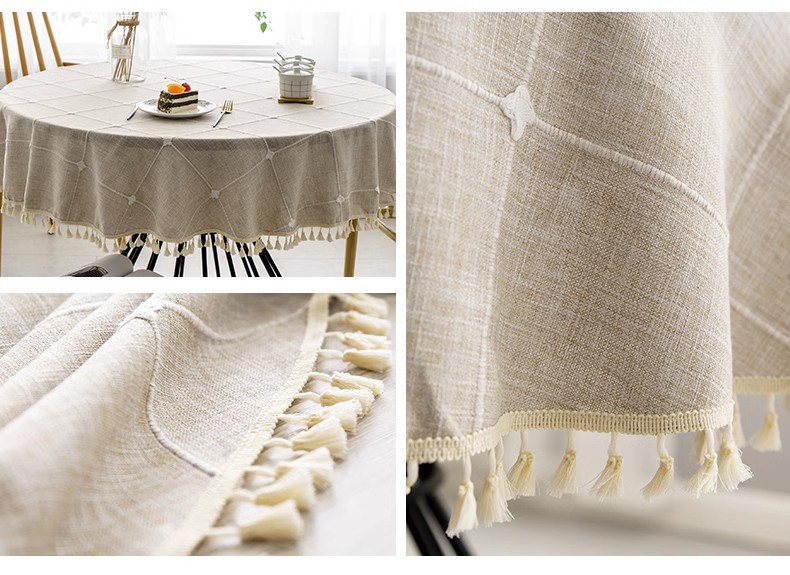 Versatile use of tablecloth