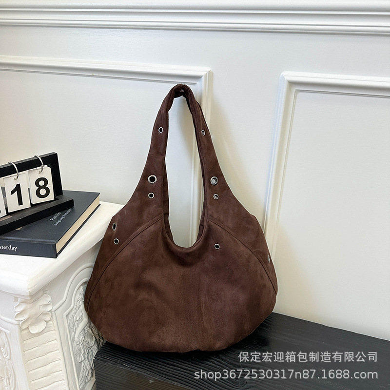 跨境批发简约休闲个性仿麂皮绒大容量手提包铆钉单肩托特包饺子包|undefined
