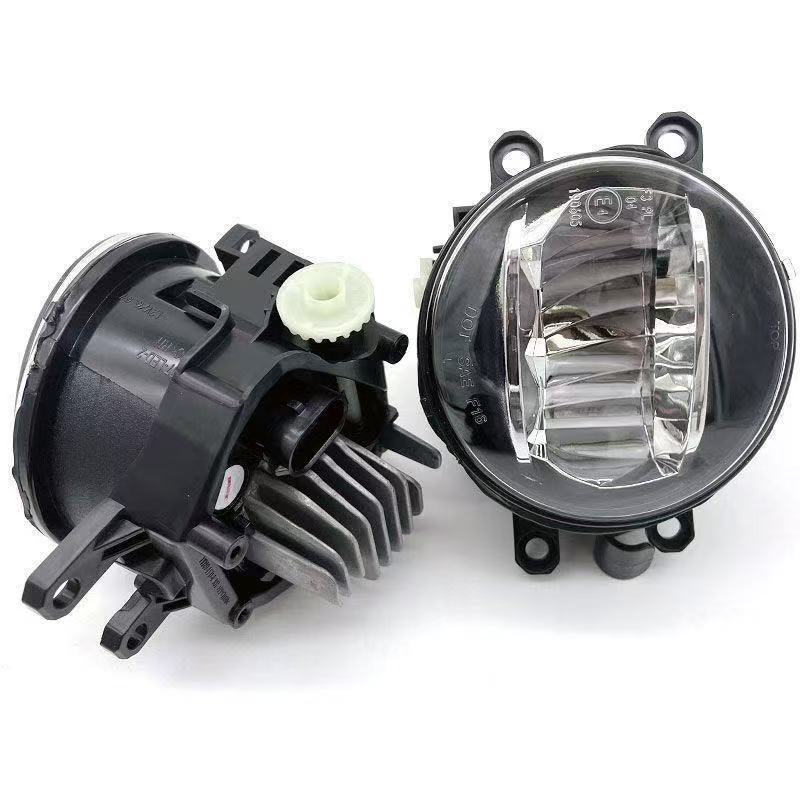 Suitable for 2018, 2019, 2020, 2021 new Camry front bumper light, front fog light, front bumper anti-fog light assembly