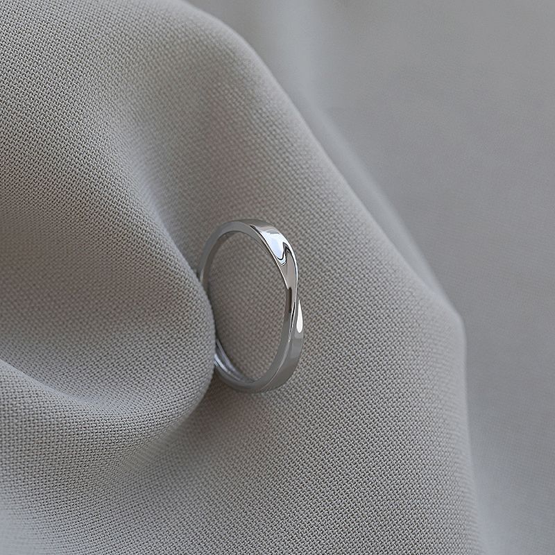 S925 Sterling Silver Möbius Ring For Women Open Adjustable Band_voghion.com