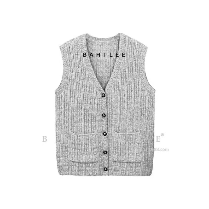 Original Design Vintage Heavy Industry Jacquard Baxulan Wool Light Luxury Gold and Silver Silk Loose Concave Knitted Vest Original Design Vintage Heavy Industry Jacquard Baxulan Wool Light Luxury Gold and Silver Silk Loose Concave Knitted Vest