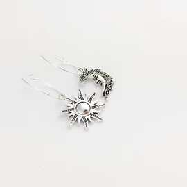 卓萱跨境欧美热销时尚新品耳饰耳环耀眼的银色合金太阳创意耳环