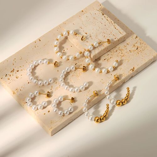 Cross-border hot-selling ins style fashion light luxury earrings hypoallergenic pearl earrings niche high-end women's earrings