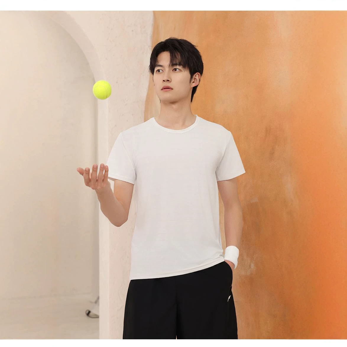 Customized Round-Neck Summer T-Shirt Made of Nylon Ice Silk Quick-Dry Fabric for Outdoor Leisure Teams with Custom Logo