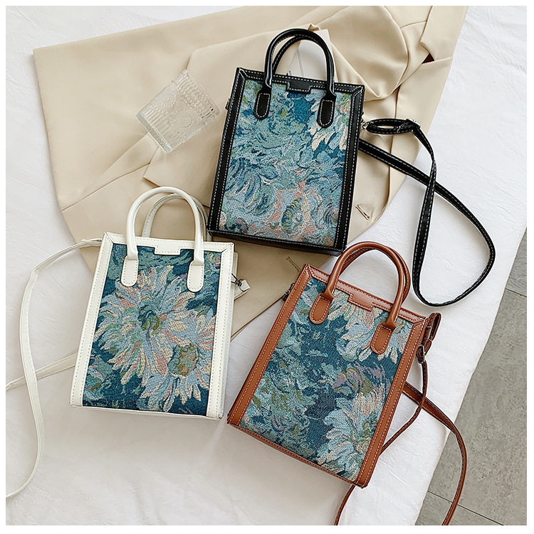 Large-capacity Oil Painting Fashion Shoulder Tote Bag Wholesale Nihaojewelry display picture 3