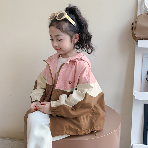Girls' Windbreaker Jacket Autumn 2026 New Style Children's Hooded Jacket Stylish Short Windbreaker Spring and Autumn Children's Clothing Girls' Windbreaker Jacket Autumn 2026 New Style Children's Hooded Jacket Stylish Short Windbreaker Spring and Autumn Children's Clothing