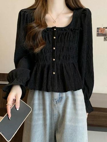 Plus-size French-style vintage pleated ruffle-edge shirt for women—perfect for spring and autumn, it subtly flatters curvy figures by hiding the belly while highlighting the collarbone, all in a chic square-neck design.
