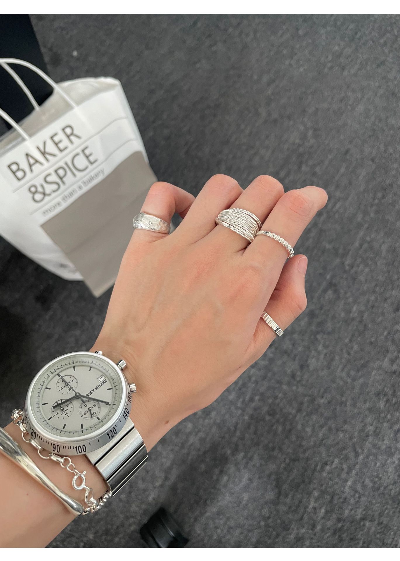 Collezione completa in argento Sterling martellato fatto a mano, design di nicchia, stile versatile, unisex._voghion.com