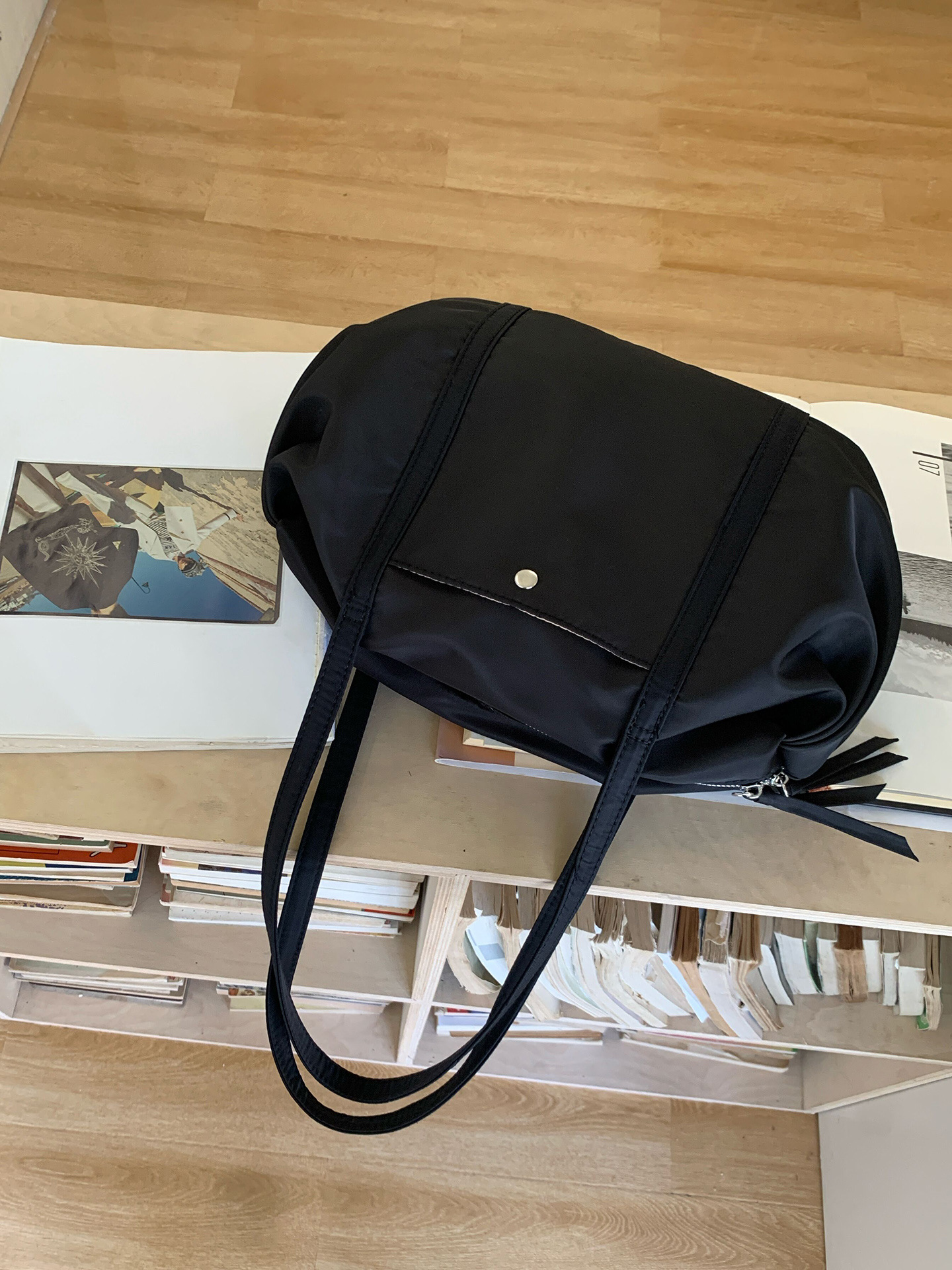 DIY Pleated Dumpling Bag Lightweight Nylon Ballet Yoga Bag Work Travel Tote Korean Style Large Capacity Shoulder Bag - Thumbnail 6