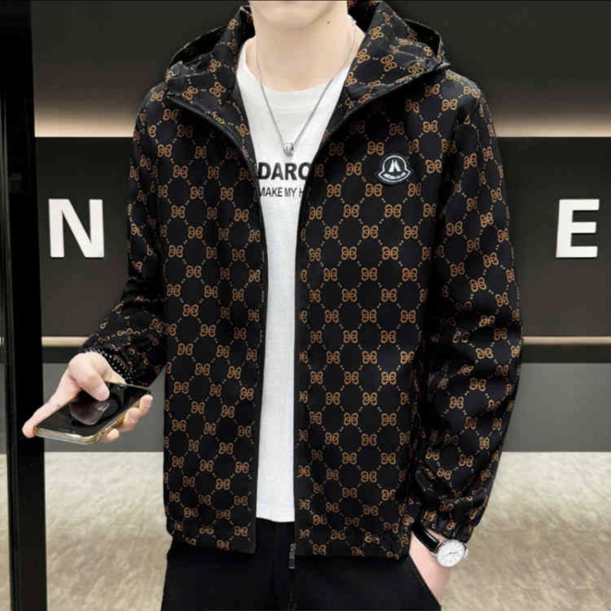 2025春季新款修身连帽印花男士夹克潮牌外套迷彩红防水抗皱防污