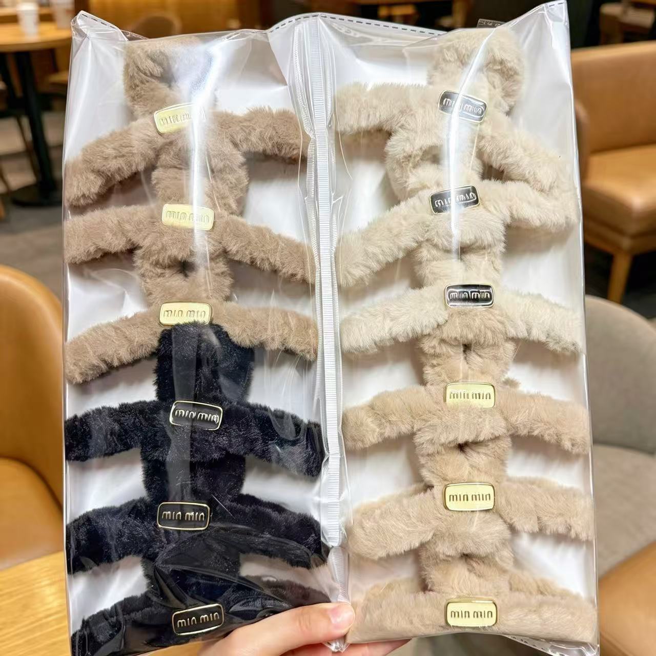 Amazon transfronteriza pintura de goma de gran tamaño clip de pelo espalda Cabeza de tiburón clip de pelo volumen multi horquilla dos yuanes accesorios para el cabello al por mayor