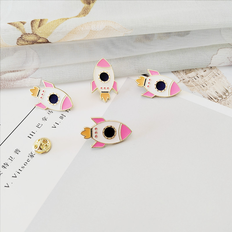 Elegant Clouds Bee Bird Alloy Enamel Women's Brooches display picture 2