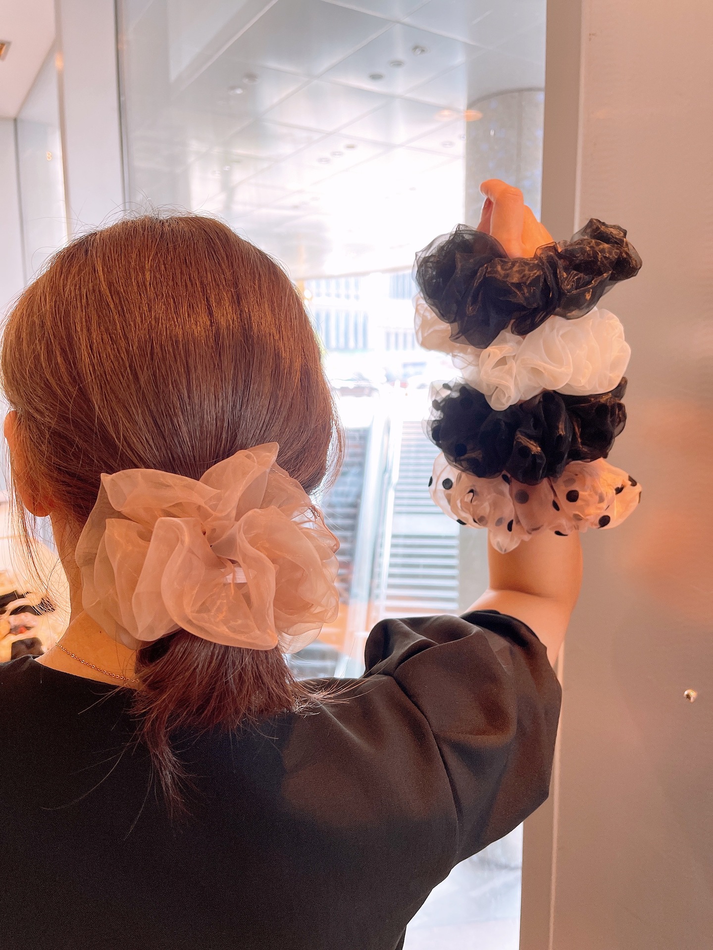8g Weight Festival Occasion Organza Material Geometric Pattern Women'S Gender Retro Style Khaki, White, Black Color Retro Organza Polka Dot Hair Scrunchies Wholesale Nihaojewelry 无
