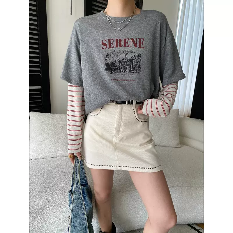 司南 早春新款 美式复古印花条纹拼接假两件圆领长袖T恤 SN8613